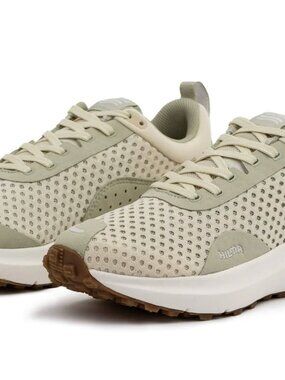 Hilma Running The Everywhere Fit One Frozen Dew Sneakers Women's Size 9.5 NEW!